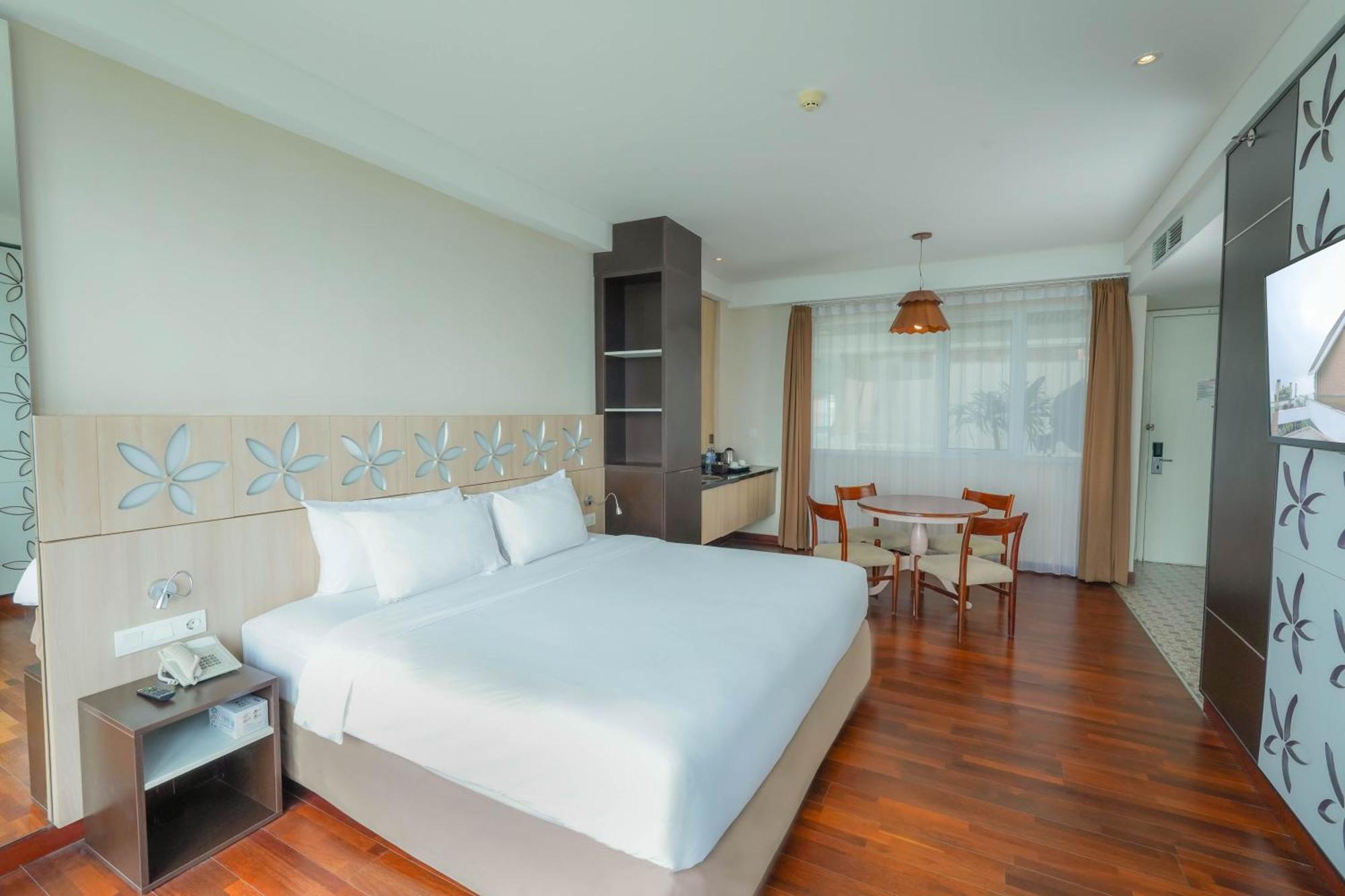 Amartahills Hotel And Resort Batu  Oda fotoğraf
