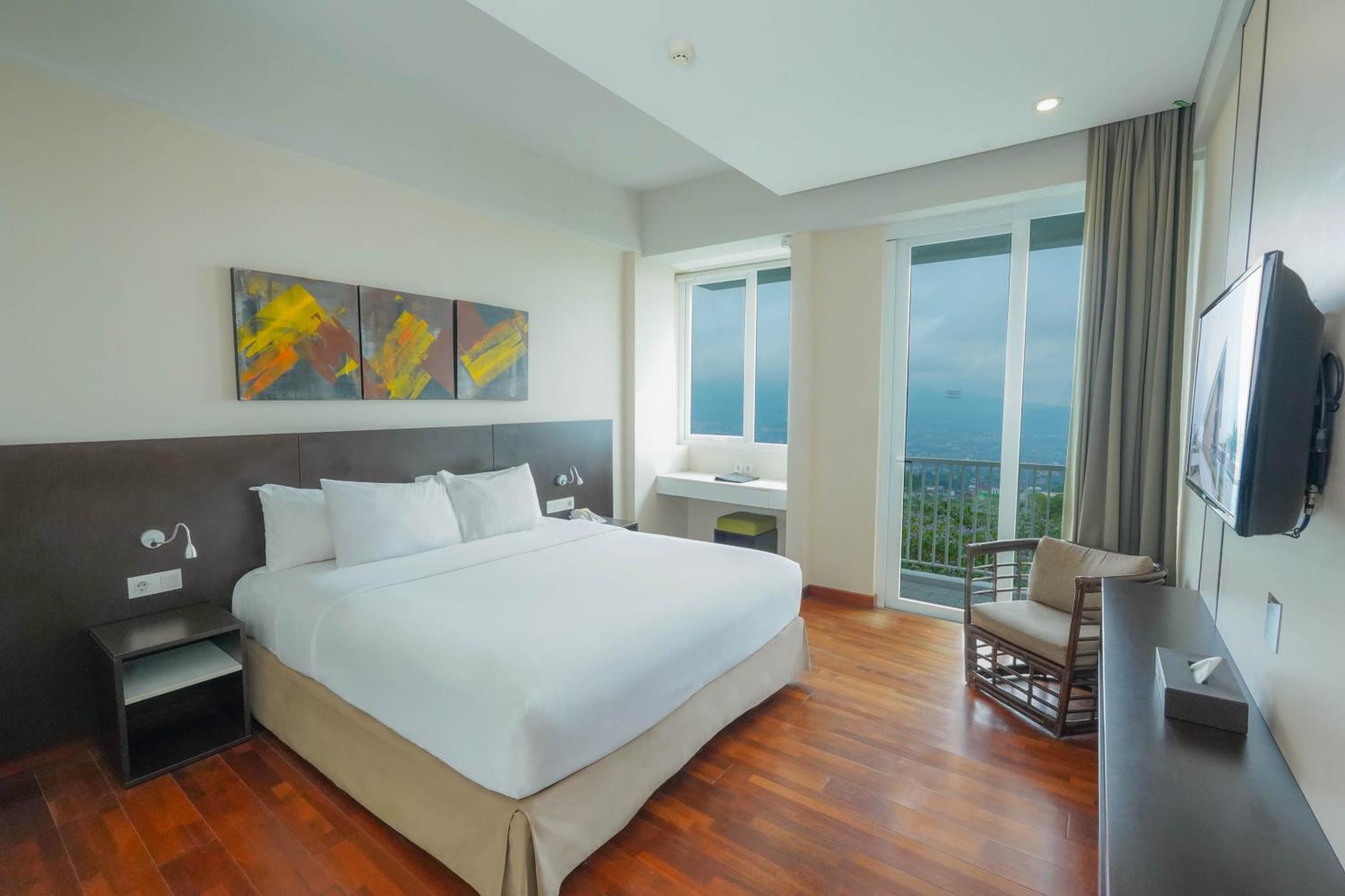 Amartahills Hotel And Resort Batu  Oda fotoğraf
